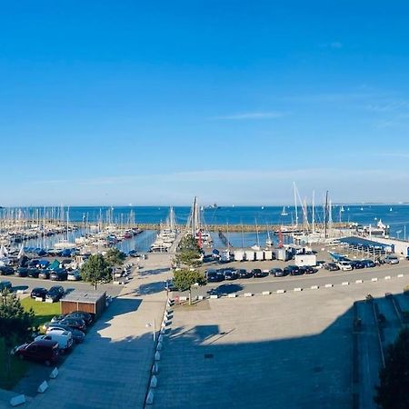 Panoramablick Und Den Strand Direkt Vor Der Tuer Apartamento Kiel Exterior foto