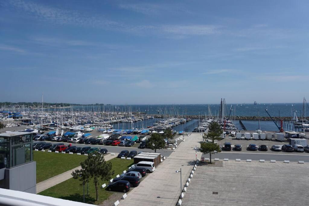 Panoramablick Und Den Strand Direkt Vor Der Tuer Apartamento Kiel Exterior foto